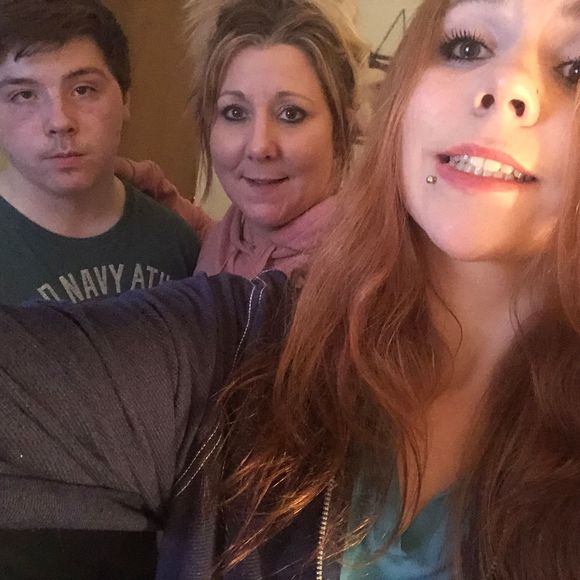 Meet your Posher, Kelly - Picture 1 of 1